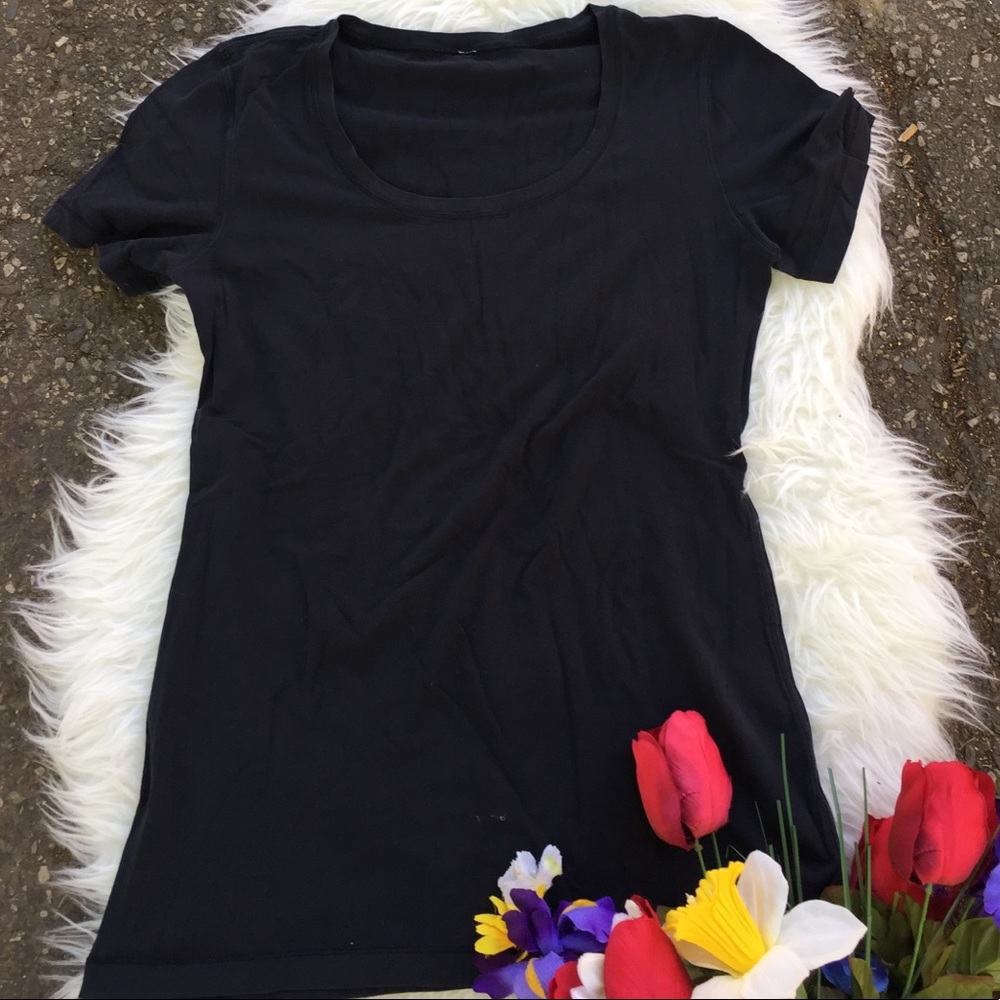 Basic Lululemon Black Shirt - image 2